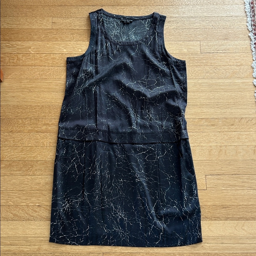 THEORY Elegant Black Marble Print Dress size 4 worn once! silk blend pockets